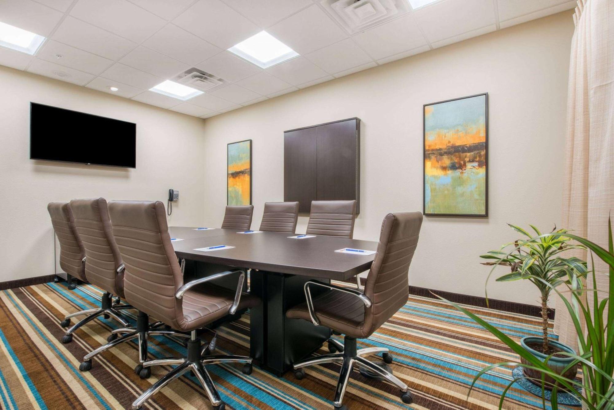 Hawthorn Suites By Wyndham Бриджпорт Екстериор снимка
